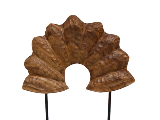 Escultura PéTalo Media
